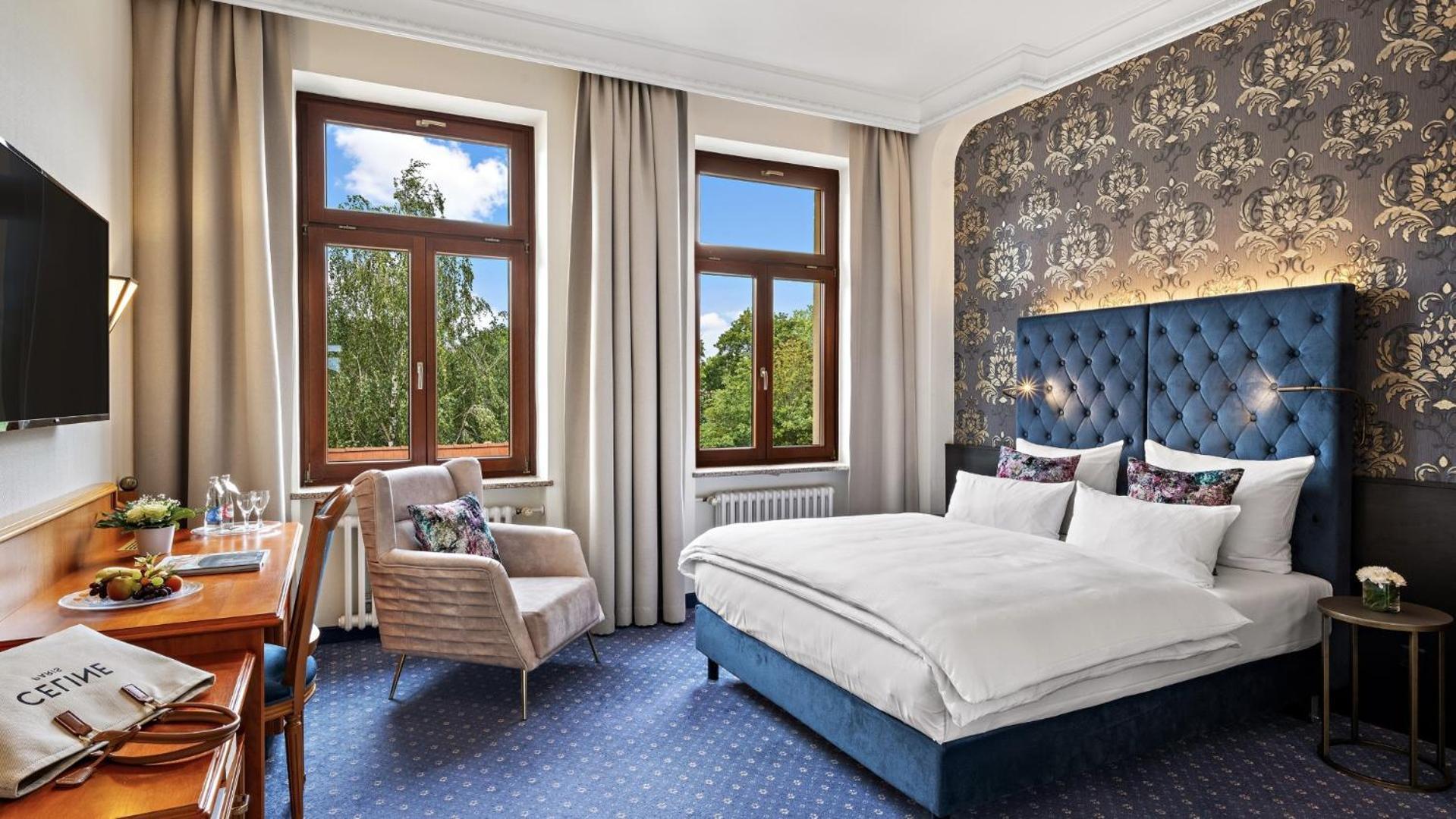 Hotel Bayerischer Hof Δρέσδη Εξωτερικό φωτογραφία