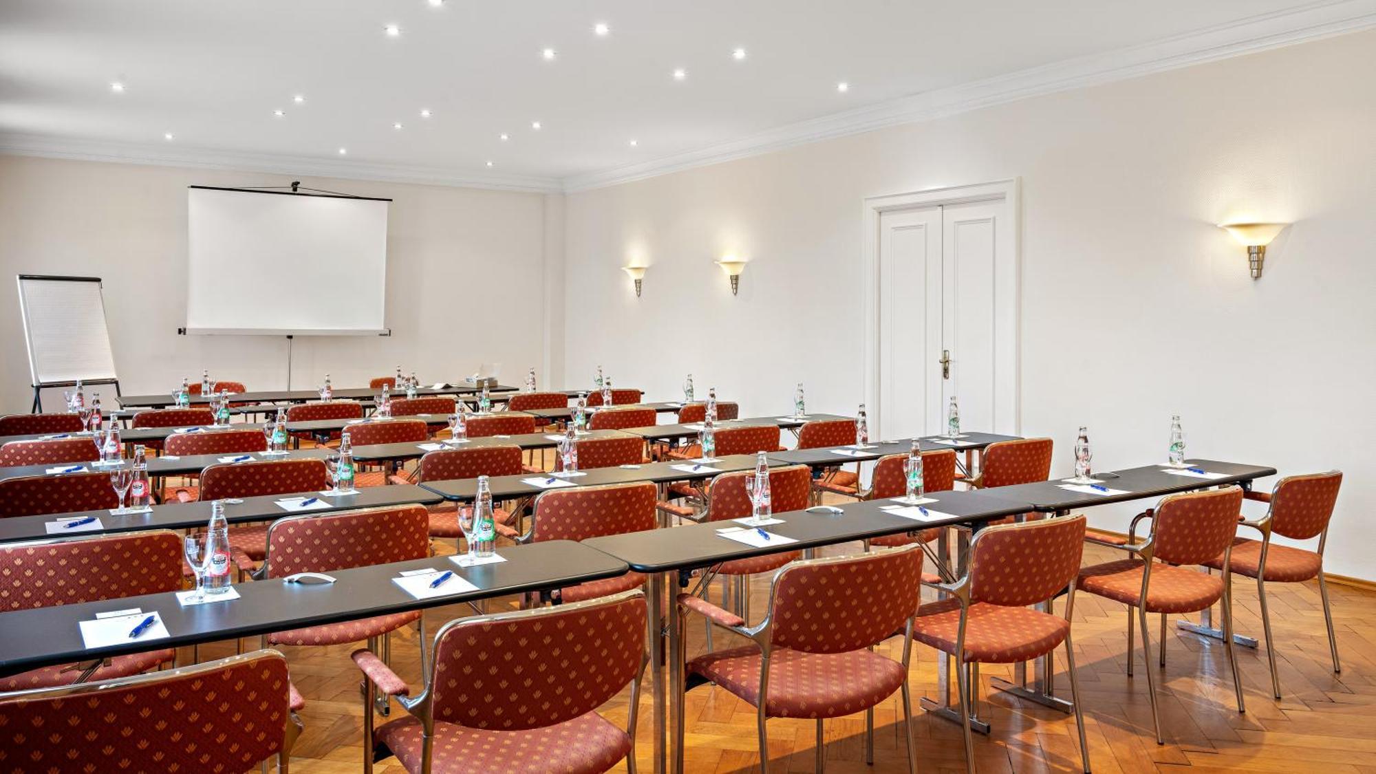 Hotel Bayerischer Hof Δρέσδη Εξωτερικό φωτογραφία