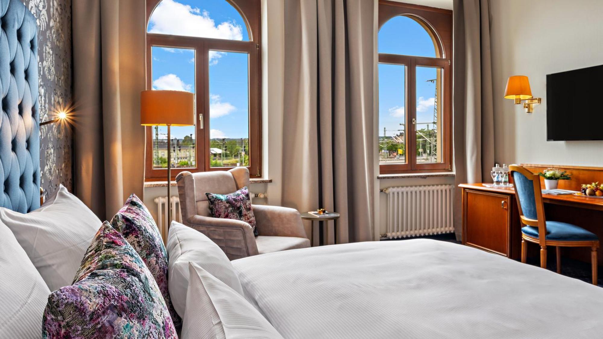 Hotel Bayerischer Hof Δρέσδη Εξωτερικό φωτογραφία